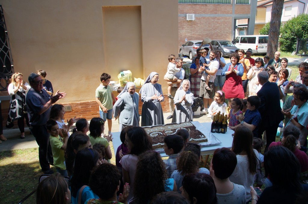 Saluto alle Suore Sacramentine: Domenica 31 Maggio 2015
