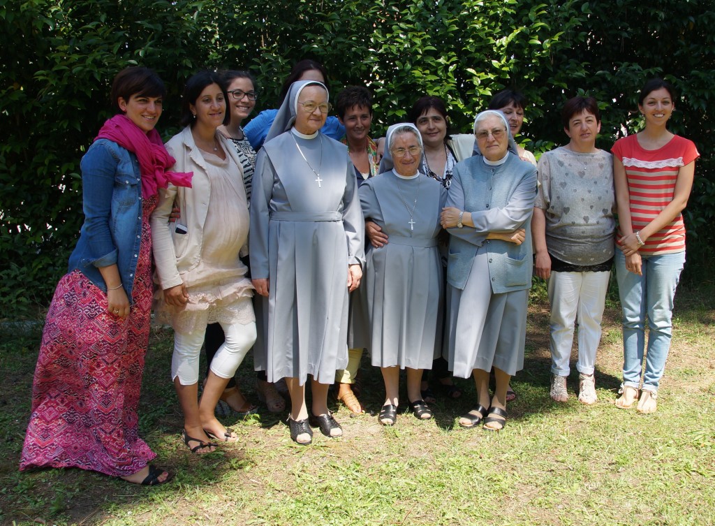 Saluto alle Suore Sacramentine: Domenica 31 Maggio 2015
