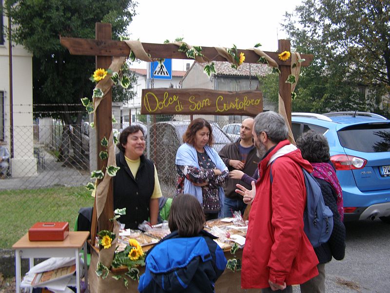 Mezzano Sagra di San Cristoforo: Stand dolce di San Cristoforo