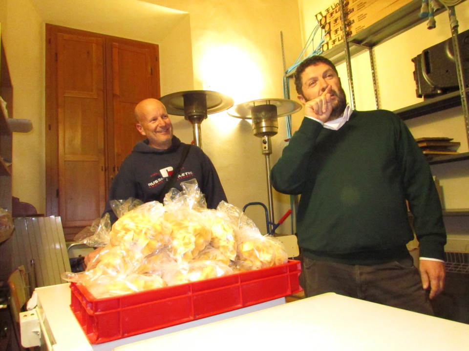 Sagra 2015: Preparazione Cappelletti